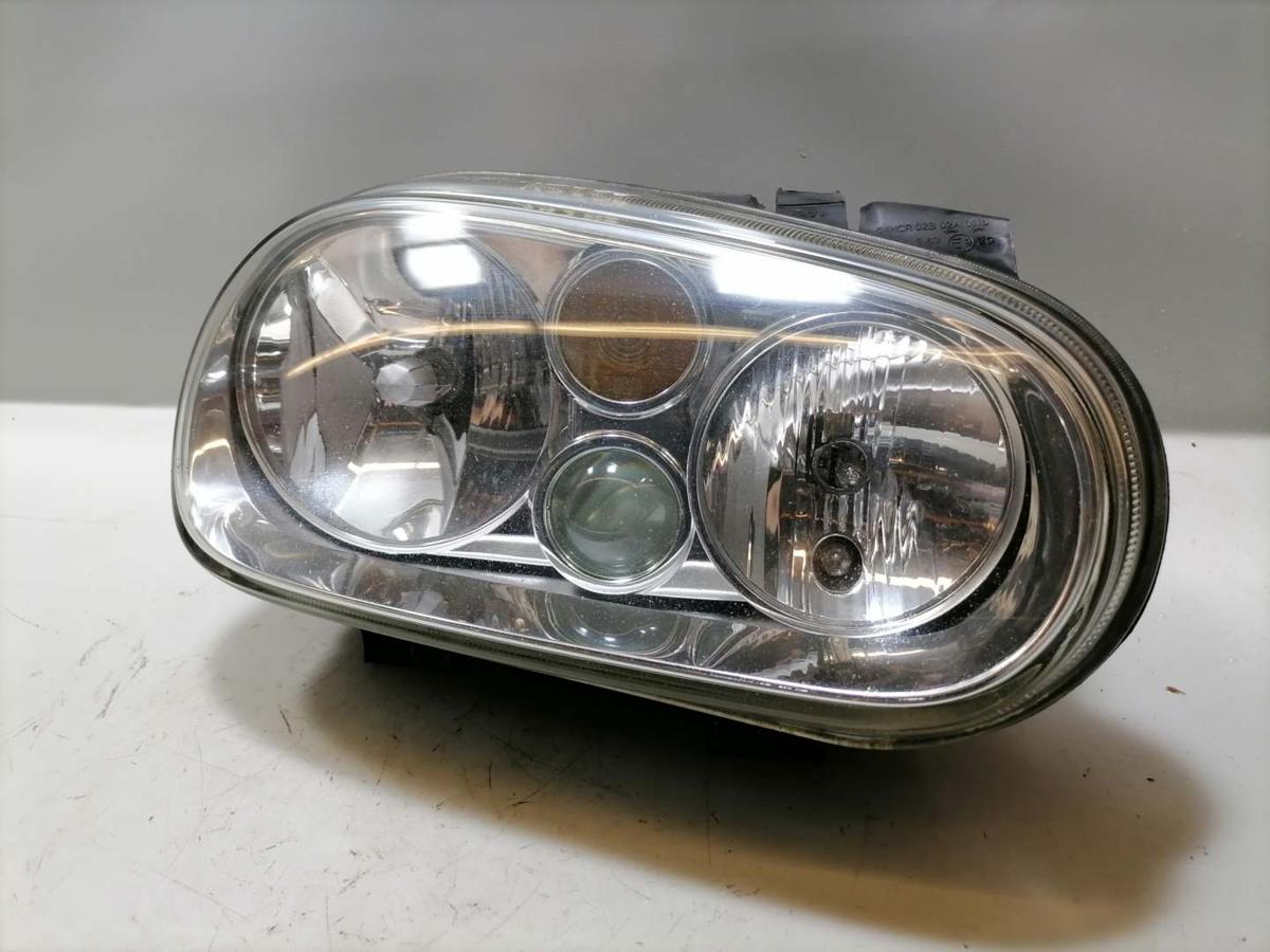 VW Golf 4 original Scheinwerfer vorn rechts mit Nebelscheinwerfer Halogen Bj.1998